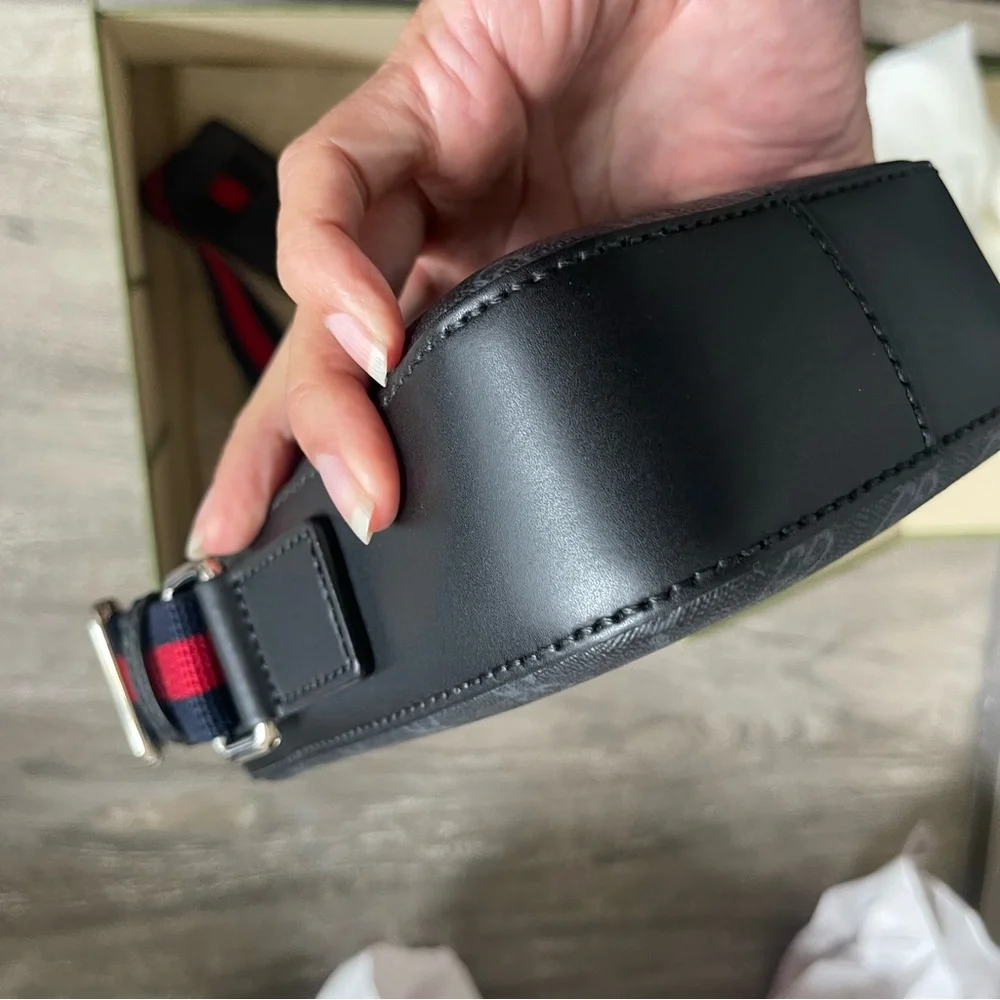 Gucci Black and Red Messenger Bag